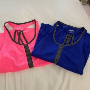 Can be for Tennis or Workout …size is XS but fits more like m/s